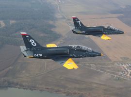 Skyfox04